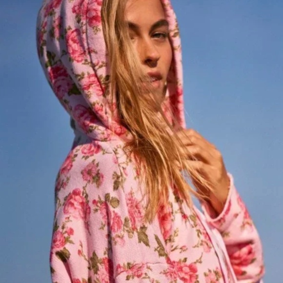 Loveshackfancy X Bandier Cropped Hoodie - Picture 2 of 8